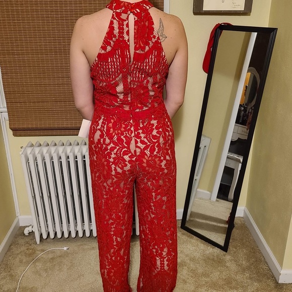 Lulus jumpsuit - Picture 3 of 4